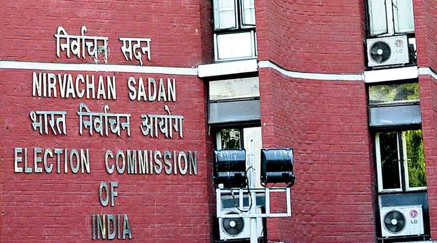 EC stresses on security norms after Nandigram incident- ensuring use of bullet-proof vehicles for Z-plus protectee and wearing a seat belt during the use of any vehicle or helicopter