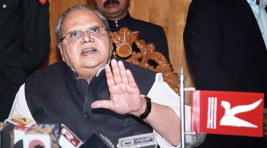    Satyapal Malik pitches for a law on minimum support price- don’t send them back empty-handed because the sardars remember it for 300 years