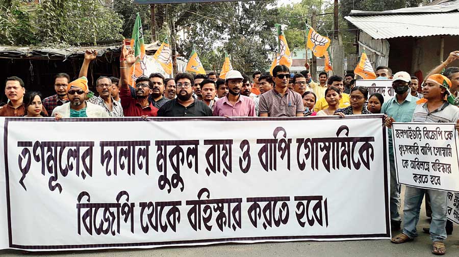 Angry BJP workers blame minister for list- ransacking of party offices by BJP supporters in a number of areas of north Bengal 