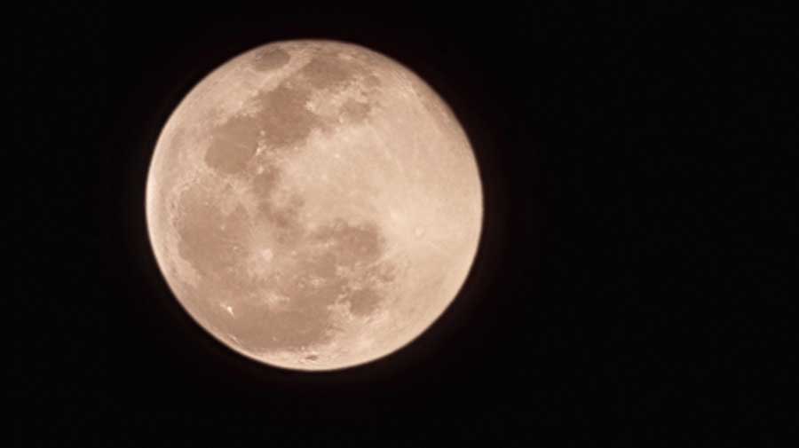 The moon captured using Samsung Galaxy S21 Ultra. 
