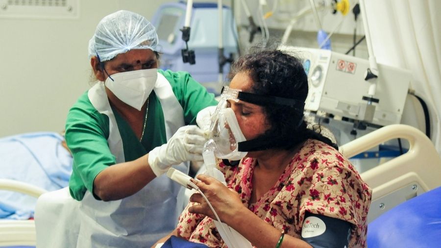  Doctor among those who lost their lives : 12 patients die gasping for air as Delhi hospital runs out of oxygen