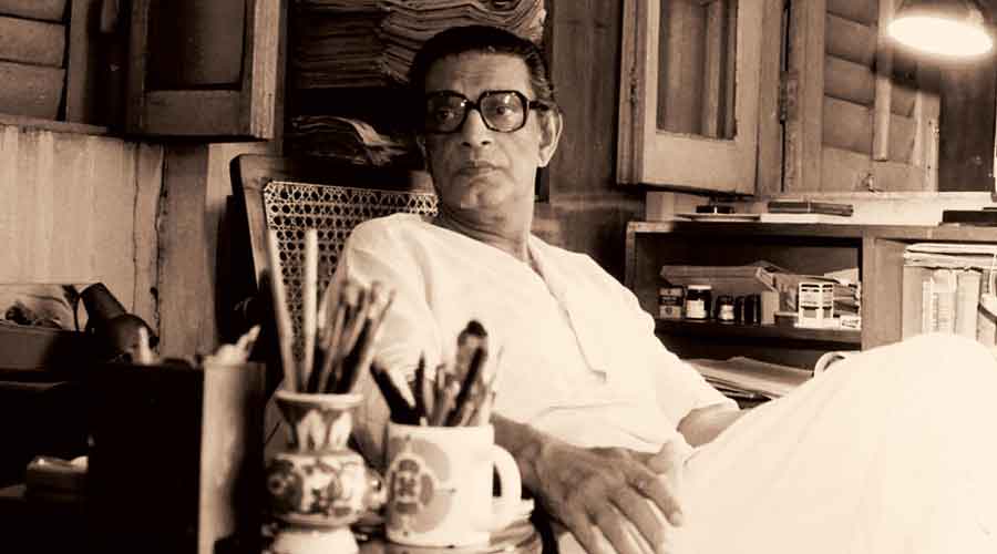 Satyajit Ray - SRFTI holds virtual ceremony to commemorate Satyajit Ray's  birth centenary - Telegraph India