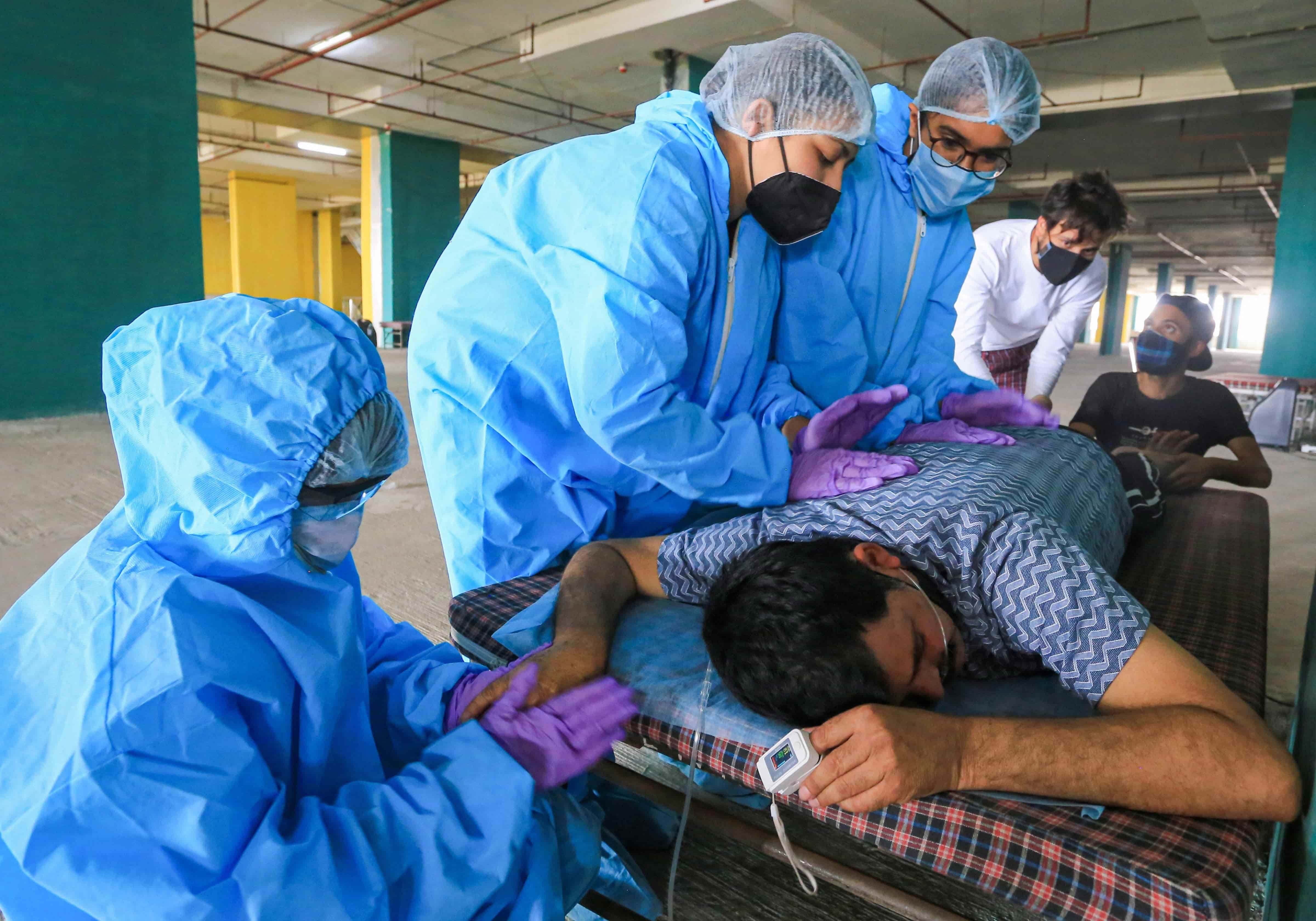 A Covid-19 patient receives treatment at an oxygen langar, organised by Khalsa Aid at Gautam Buddh Nagar, Uttar Pradesh, on May 8.