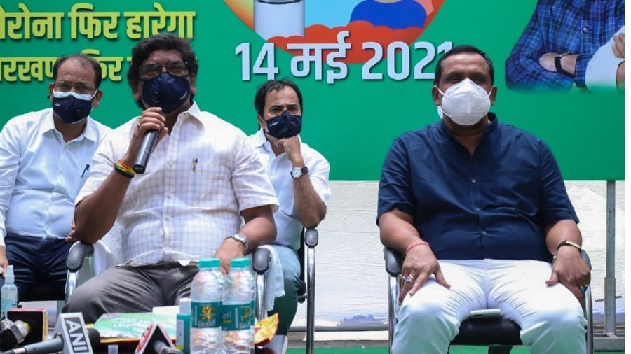 Chief Minister Hemant Soren while inaugurating the free vaccination program for beneficiaries above 18 years in Ranchi on Friday.