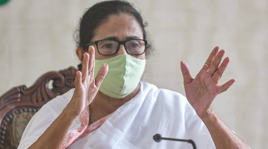    Mamata Banerjee: State to write to Niti Aayog for shelter funds