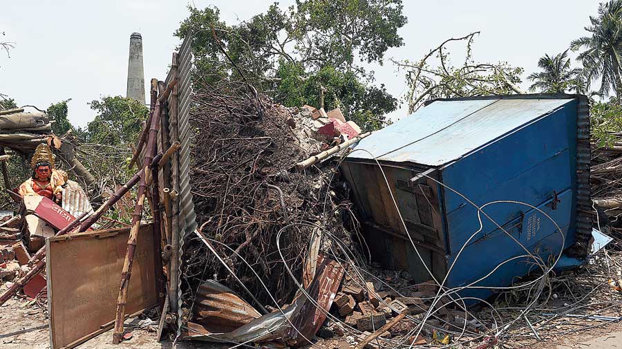 The damage after Cyclone Amphan at Chandernagore in Hooghly district. 