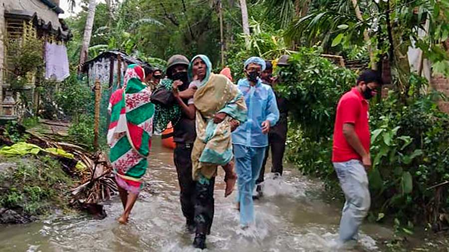 Rescue operation by Indian Army underway in East Midnapore on Wednesday. 