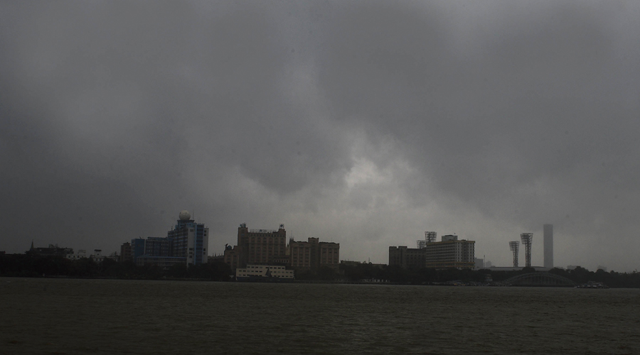    Calcutta escapes wrath of Cyclone Yaas- Yaas hit sea resort of Digha and surrounding areas in East Midnapore