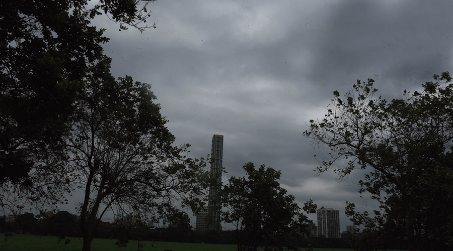 11.53am: Dark clouds over the Maidan 