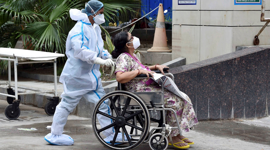 Immune escape, with severity leash: Vaccines after inoculation help develop antibodies by stimulating the host’s immune system Immune escape, with severity leash: Vaccines after inoculation help develop antibodies by stimulating the host’s immune system