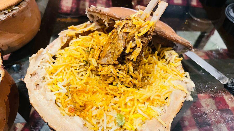 Bhuna Gosht Bahari Dum Handi Biryani 