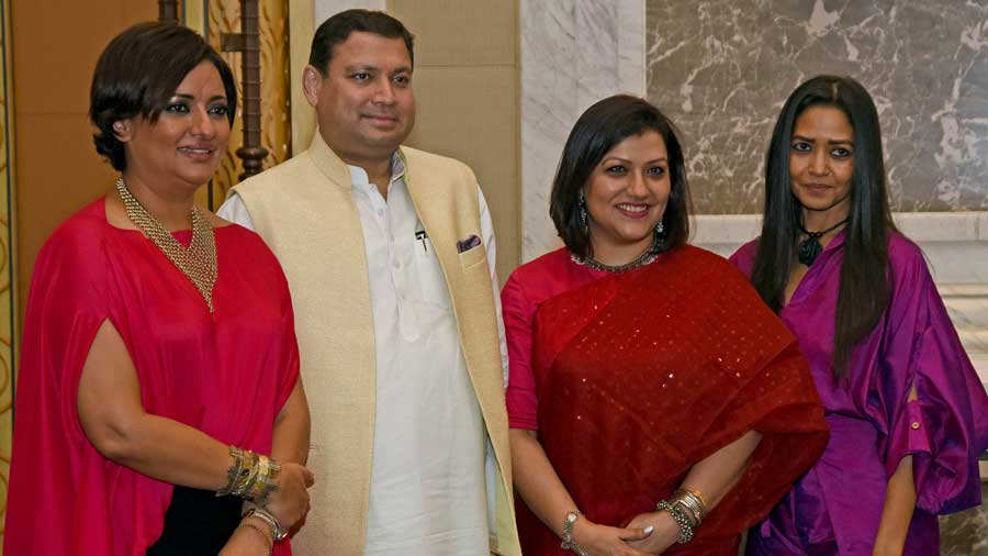  (L-R) Nilanjanaa Senguptaa, Sundeep Bhutoria, Mohua Chatterjee, Esha Dutta