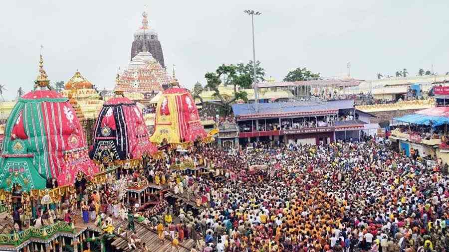 Scenes from Puri's Rath Yatra. During 'bisharjan', with the feverish atmosphere resembles the frenzy in Puri