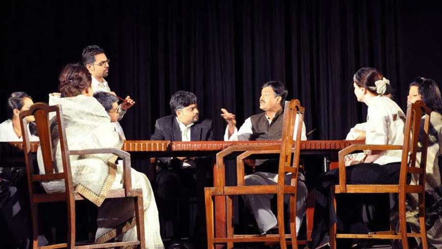 ‘12 Angry Jurors’, an adaptation of a 1954 play, performed by Theatrecian in Gyan Manch, 2012