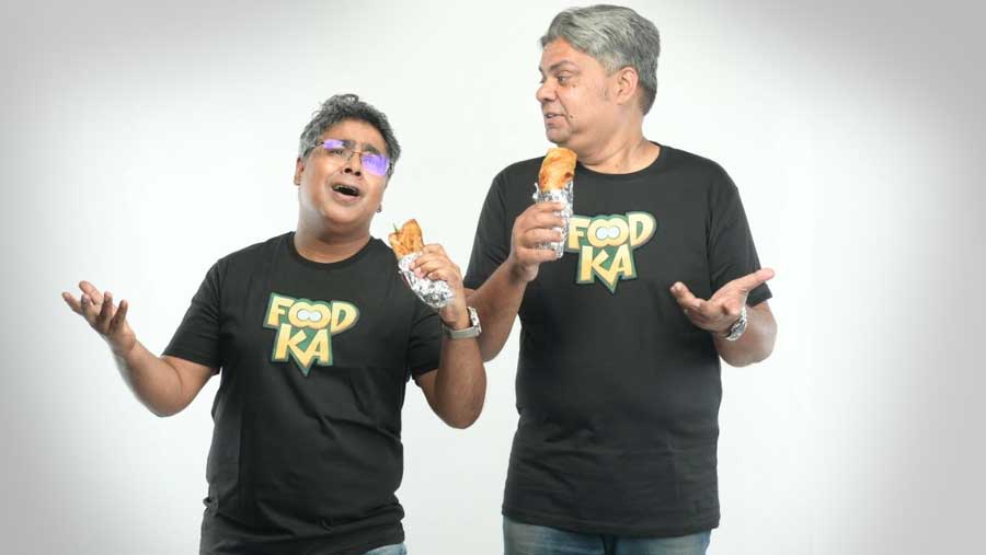 Mir Afsar Ali (left) and Indrajit Lahiri (right) along with teammate Sunando Banerjee aim to tell the stories behind food, instead of just rating them. 