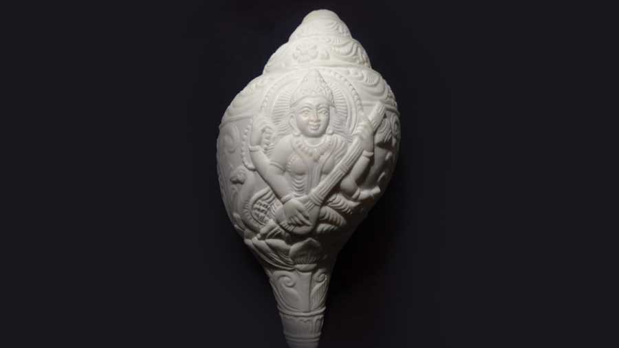 An engraving of Goddess Saraswati