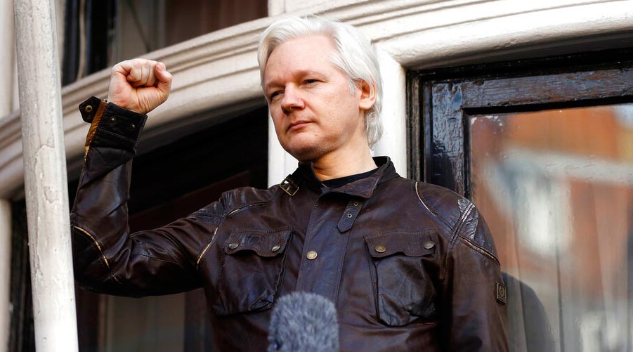 Whistleblower Julian Assange to tie knots in jail