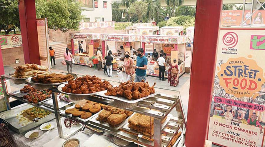 Street food Kolkata Street Food Festival on at full swing at City Centre Salt Lake and New Town