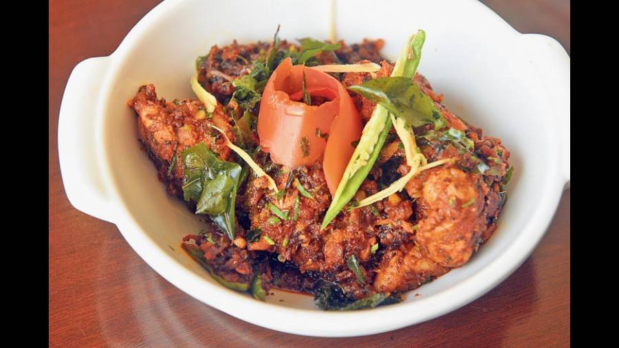 Chicken Ghee Roast: A favourite from Kerala, this dish features the subtle taste of ghee along with southern spices. The dry gravy makes it the right accompaniment for other richly flavoured dishes. Rs 310