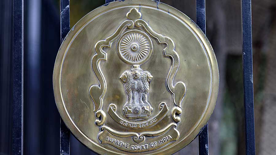 Supreme Court Emblem.