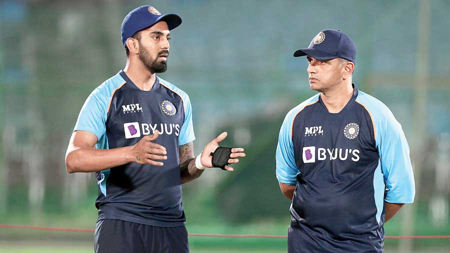 Rahul Dravid during the practice session with vice-captain KL Rahul.