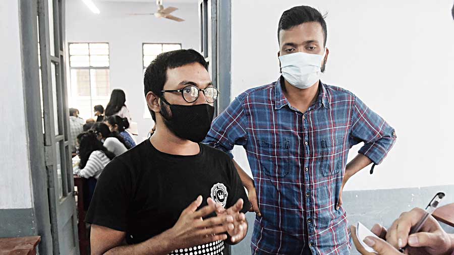 In-person classes a blessing for Jadavpur University student duo