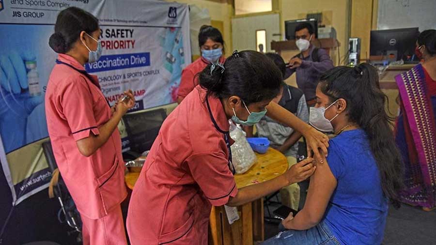 A COVID vaccination drive in progress in Kolkata