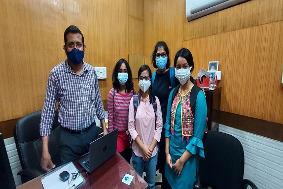 Students from the Life Science department of Presidency University pose with their professors.  