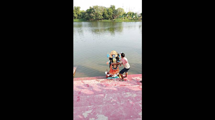 Shriya Basu, Kestopur