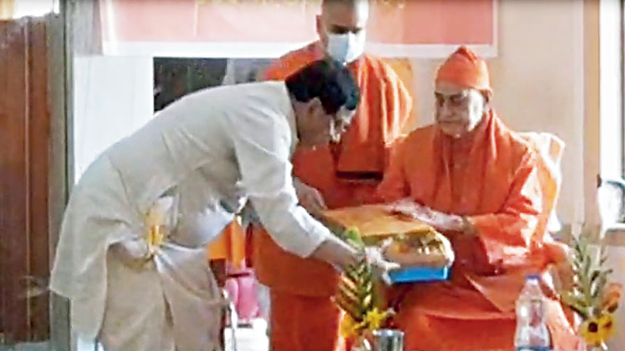 Deeds of the Somsar property being handed over to Swami Gautamananda, one of the vice-presidents of Ramakrishna Math and Mission, on Thursday.