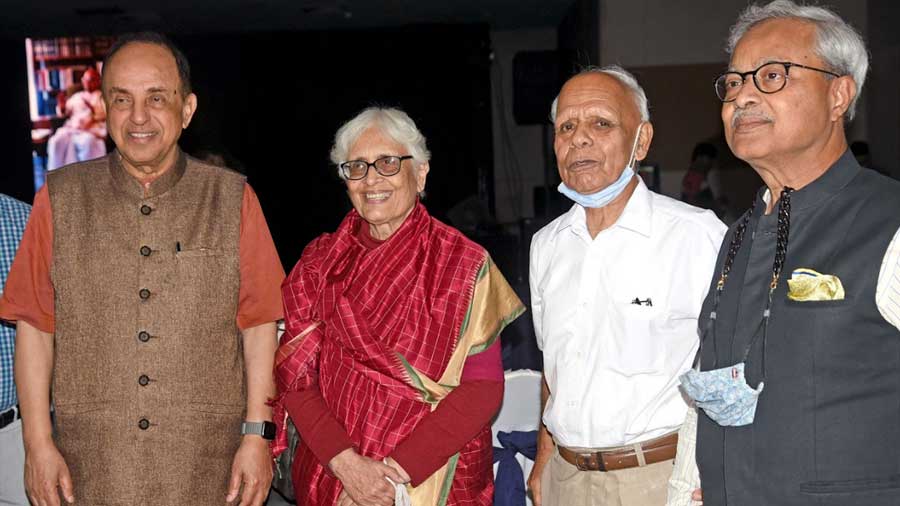 (L to R): Subramanian Swamy, Roxna Swamy, Prithvi Chaudhuri and B.B. Chatterjee