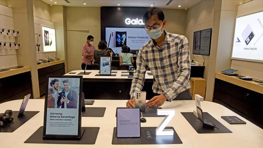 Samsung has discounts of upto Rs 10,000 on select smartphone models from the Z and S series — a lucrative offer to make working from your mobile (or home) more accessible.