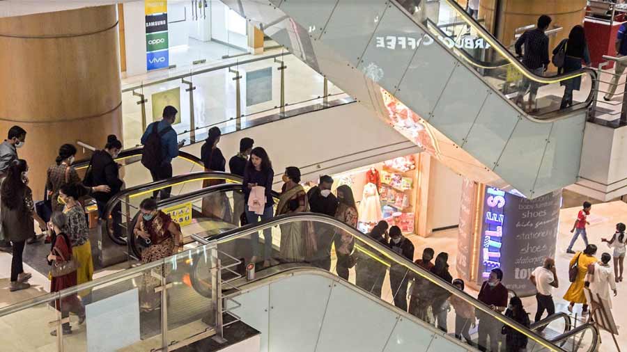 Shoppers Stop  Shoppers Stop to expand: To open 12-15 department stores  every year for next three years - Telegraph India