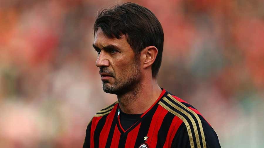 Always a one-club man, Paolo Maldini spent a staggering 24 years defending the shirt of AC Milan