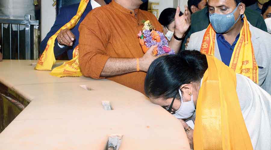 Mamata offers prayers at the Siddhivinayak Temple in Mumbai on Tuesday.