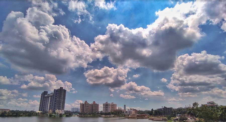 DURGA PUJA SKY: The autumnal azure sky appears over Kolkata on Saturday, October 2. According to theMet office, the withdrawal of monsoon from the city usually begins on October 10. Durga Puja begins on October 11 this year and Kolkata is praying to the rain god to relent for Ma Durga