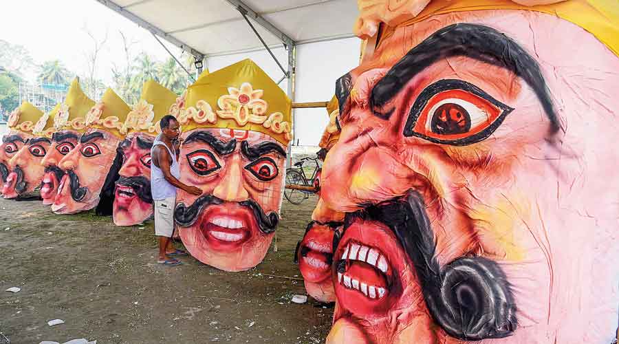 Effigies of Ravan being lined up in Guwahati on Saturday. The Samyukta Kisan Morcha has said effigies of BJP leaders, including the Prime Minister, will be burnt across the country this Dussehra in protest against the Lakhimpur Kheri massacre of farmers. 