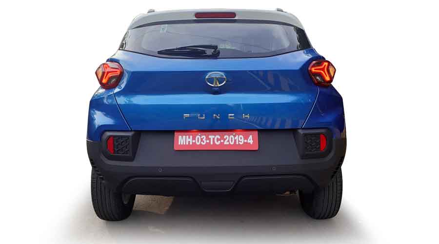The rear end is quite obviously reminiscent of the Nexon and the tail light design is distinctive