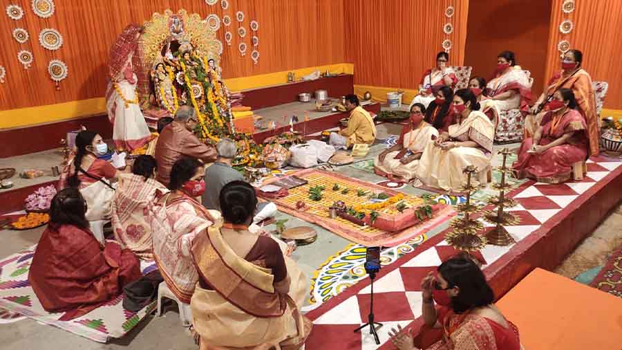 Sandhi Puja at the D Block puja pandal