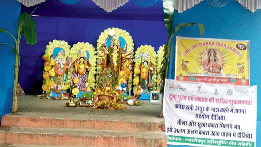 A poster on segregation of dry and wet waste at a Durga Puja pandal in Jamshedpur  on Thursday.