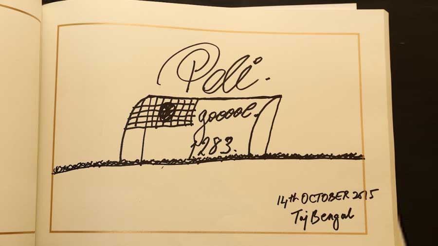 Pele’s autograph