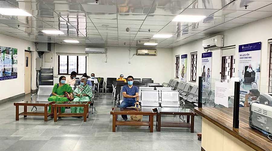 A near-empty vaccination centre at the RN Tagore International Institute of Cardiac Sciences