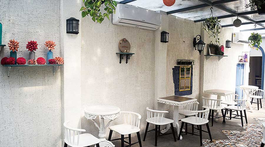 The Hindustan Park outlet of Marbella’s is one of the most Instagramworthy cafes in the city with a cosy ambience