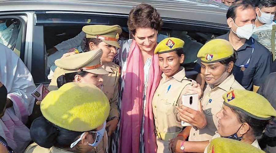 Priyanka and several policewomen pose for a picture in Lucknow. She tweeted later that there was word  the Adityanath government would take action against the policewomen for the photograph. If it were so, then action should be taken against her too, Priyanka added. 