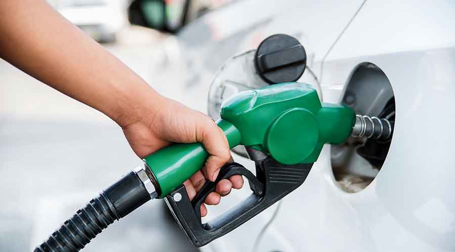 Government on Friday slapped a Rs 6 per litre tax on exports of petrol