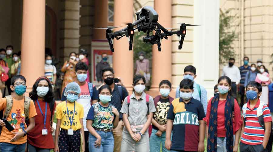Children at the workshop on unmanned aerial vehicles at the Ballygunge Industrial  and Technological Museum on Saturday. 