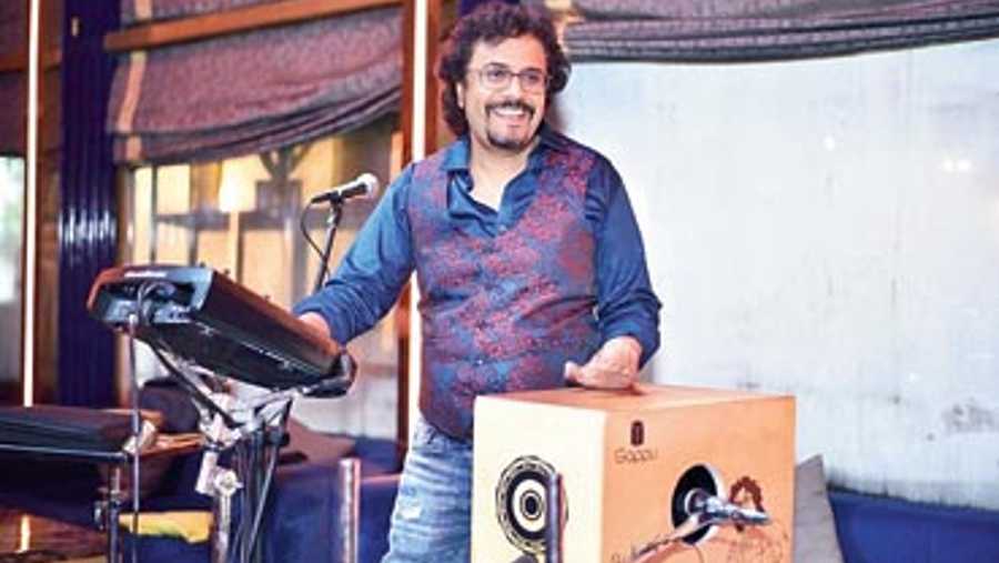 Bickram Ghosh celebrated his 55th birthday by launching the tajobla, a combination of the cajon and the tabla