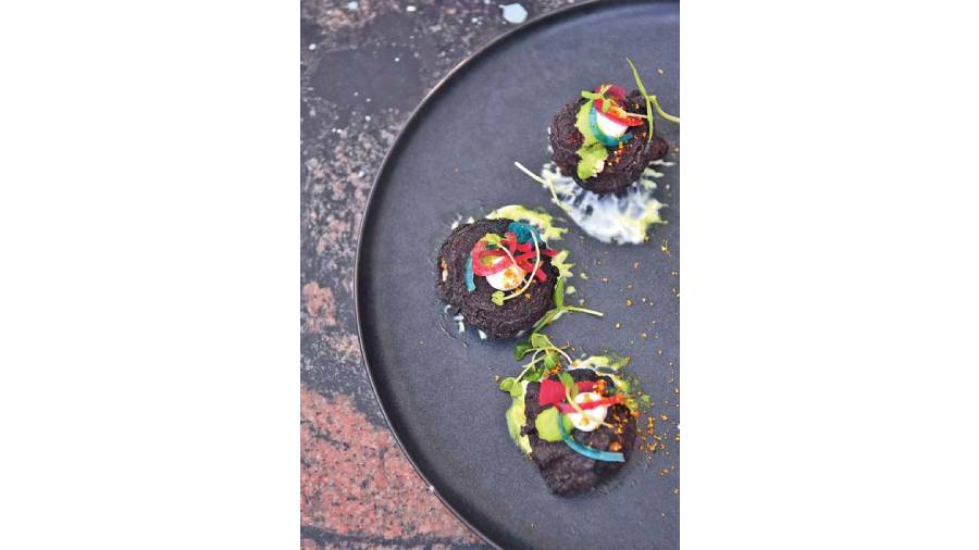 Edible Lava Charcoal is a traditional dahi kebab with the goodness of activated charcoal and homemade garlic aioli.  A great choice to start your meal.