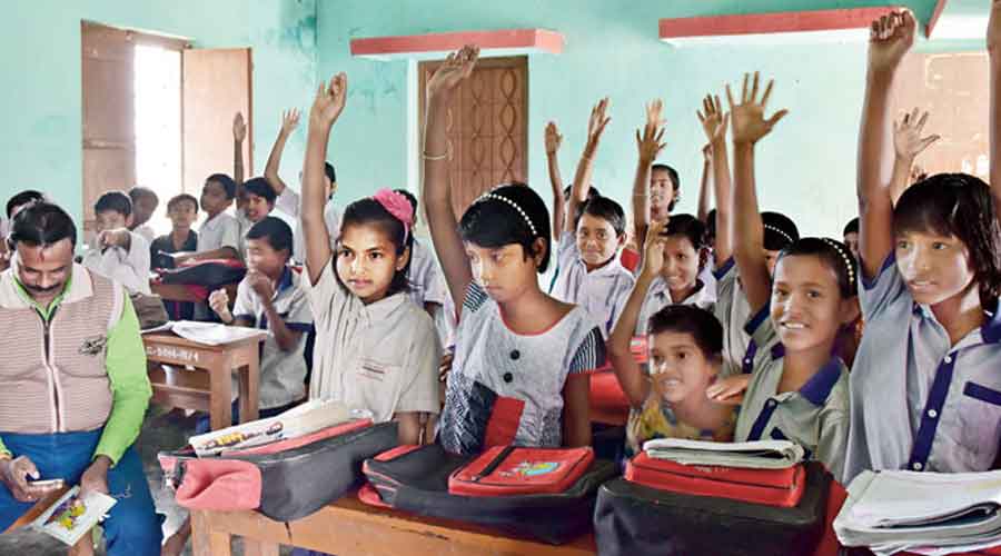 teenagers - School out of bounds for many Sunderbans girls - Telegraph ...