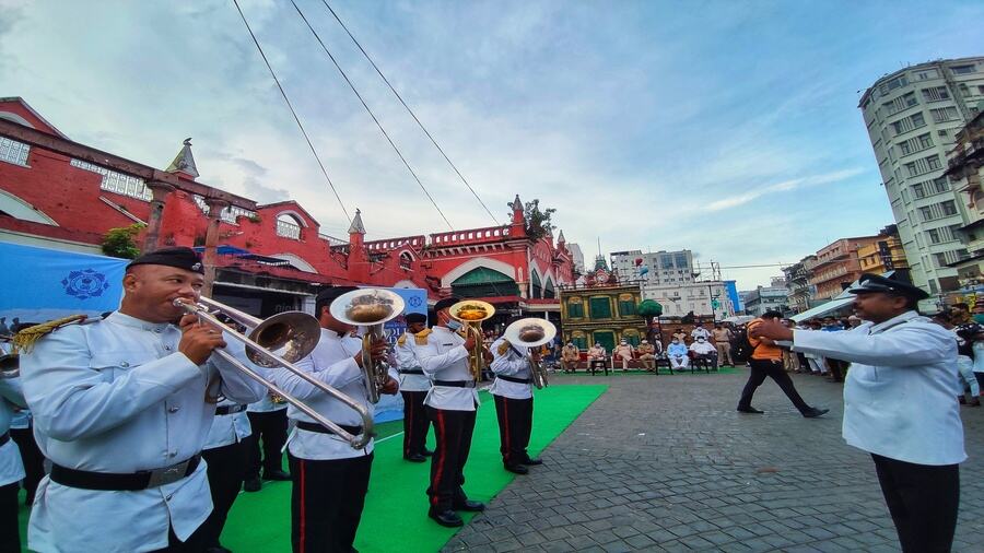 PLAY ON: The Kolkata police band performs at the New Market forecourt to mark Police Day on Wednesday. Since 2020, September 1 is celebrated as Police Day to honour sacrifices made by the force while fighting the Covid-19 pandemic in Bengal